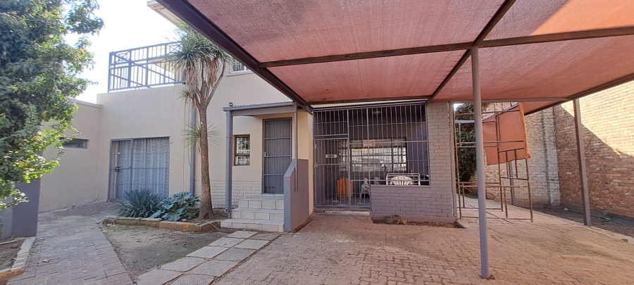 7 Bedroom Property for Sale in Bethlehem Free State
